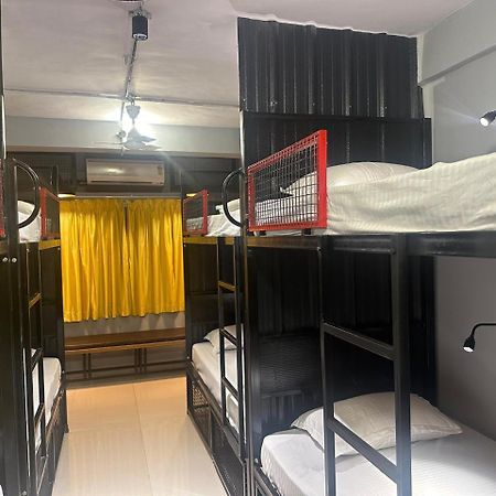 Travotale Hostel And Cowork Koregaonpark Pune Exterior photo